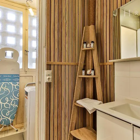 Joli T2 Equipe A Deux Pas Du Littoral * 莱萨布勒-多洛讷